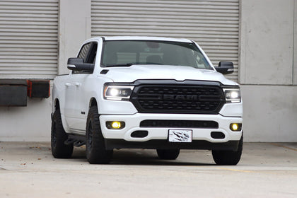 19-24 Ram 1500 (MK II 2500 Style) LUXX-Series LED Projector Headlights Black