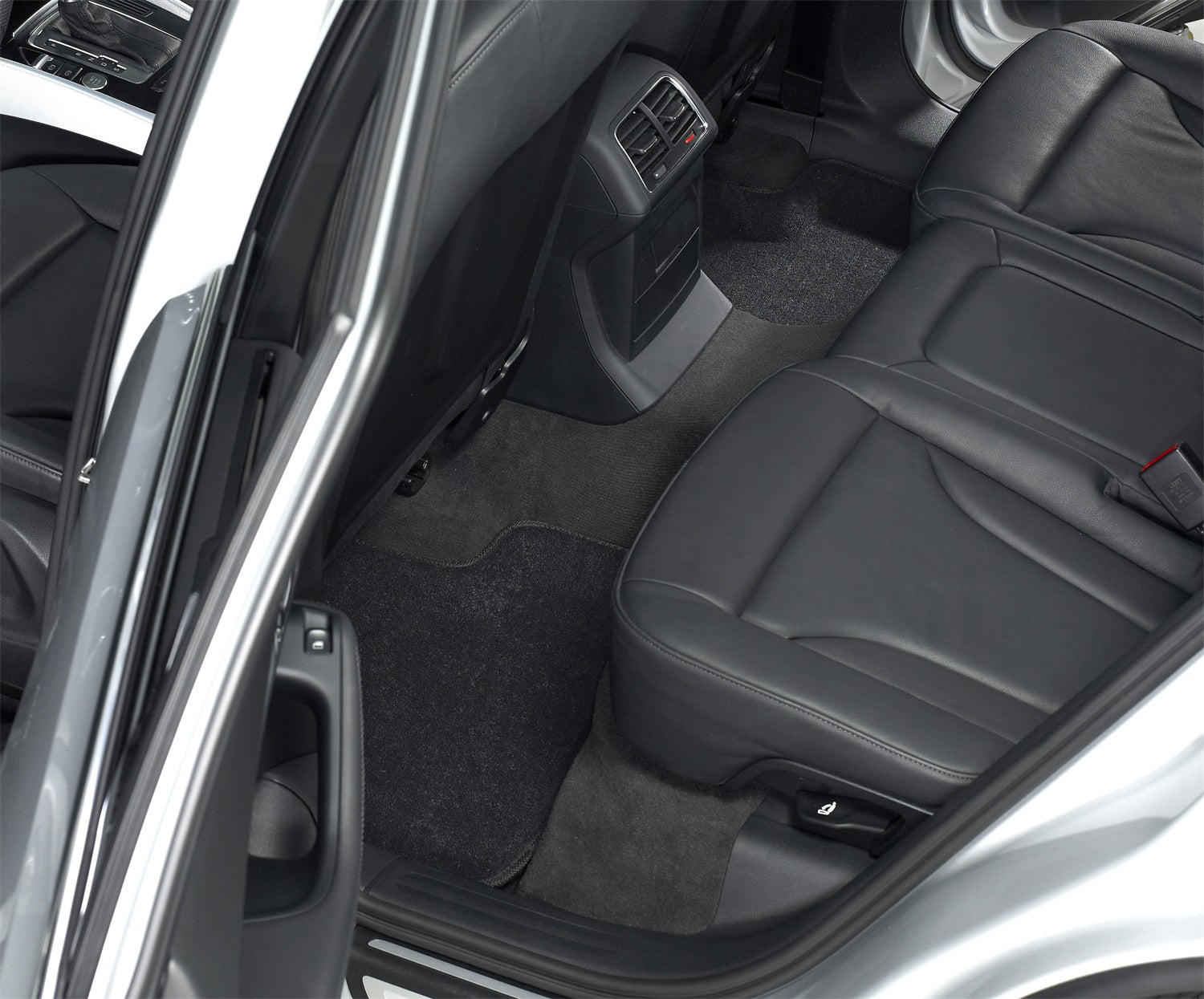 For 2007-2011 Audi S6 Black Carpet All Weather Floor Mat Set